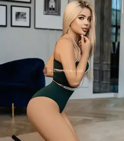 Cemre — İstanbul Escort — fotoğraf 6