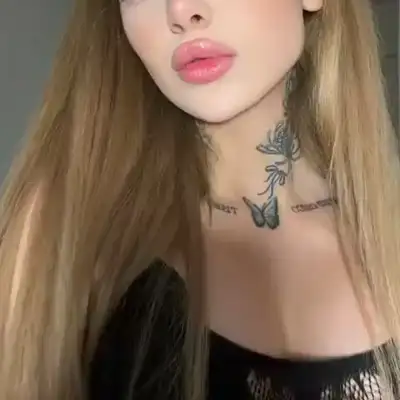 Selin — İstanbul Escort — video 2